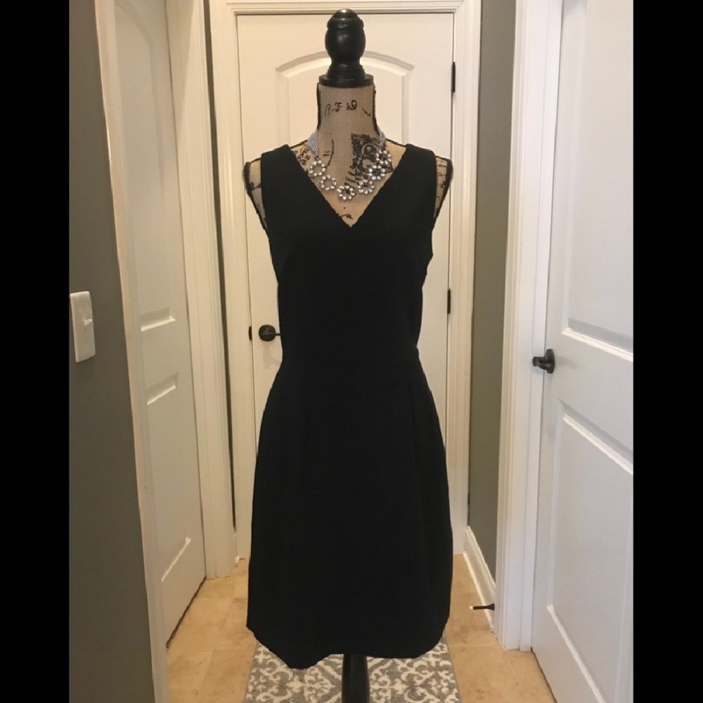 NWT Banana Republic Little Black Dress w/bow back